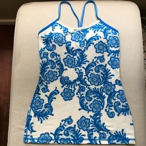 Lululemon tank